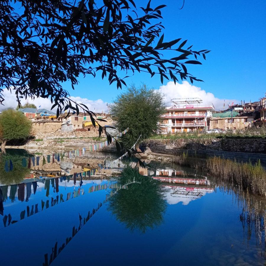 Hotel Lake View Nako Buitenkant foto